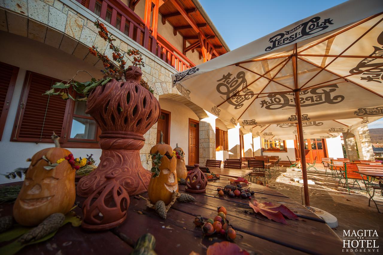 Magita Hotel Basko Esterno foto
