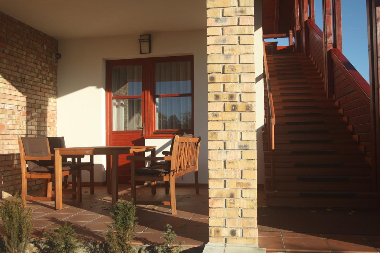 Magita Hotel Basko Esterno foto